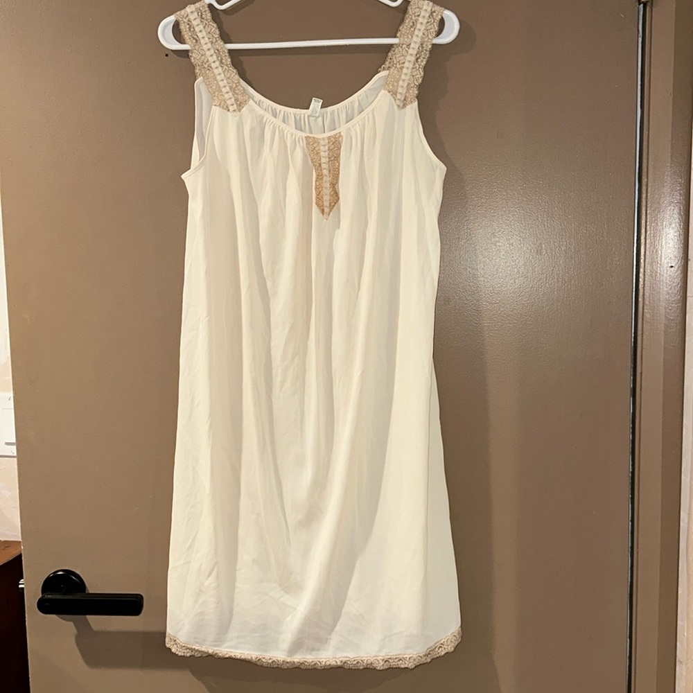 Vintage embroidered Komar nightgown